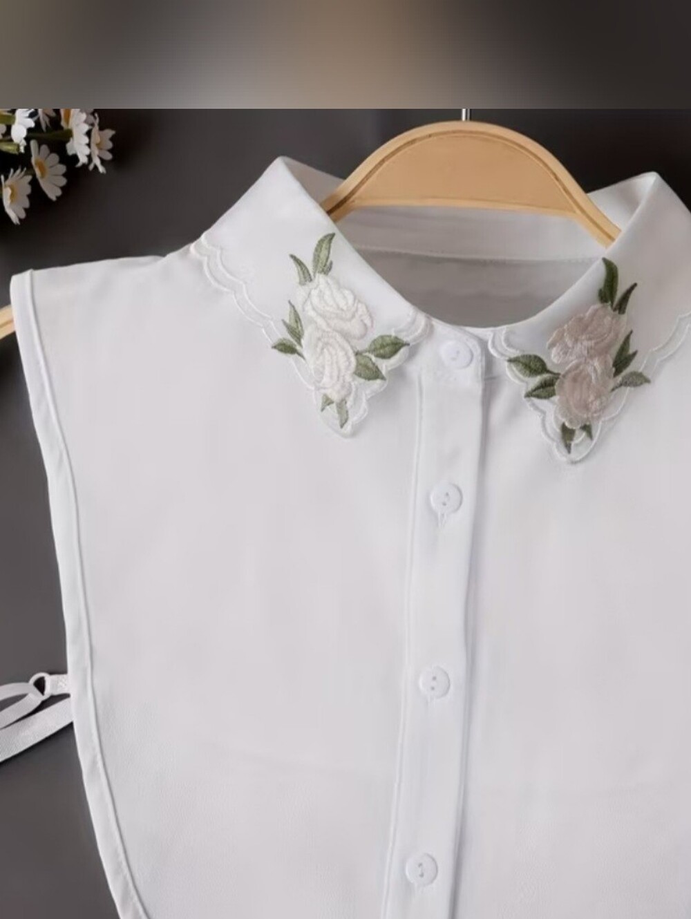 White Floral Embroidered Detachable Collar